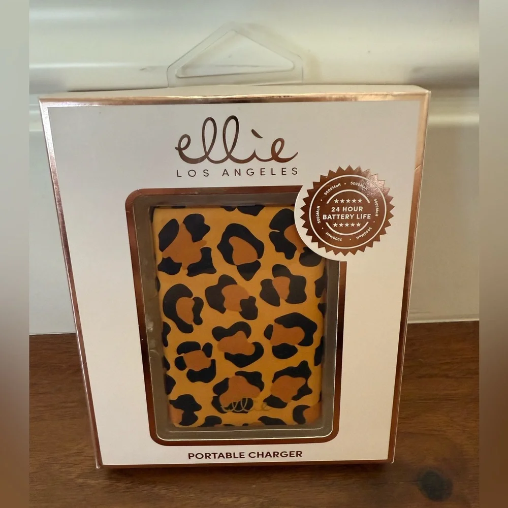 Ellie Leopard Portable Phone Charger
